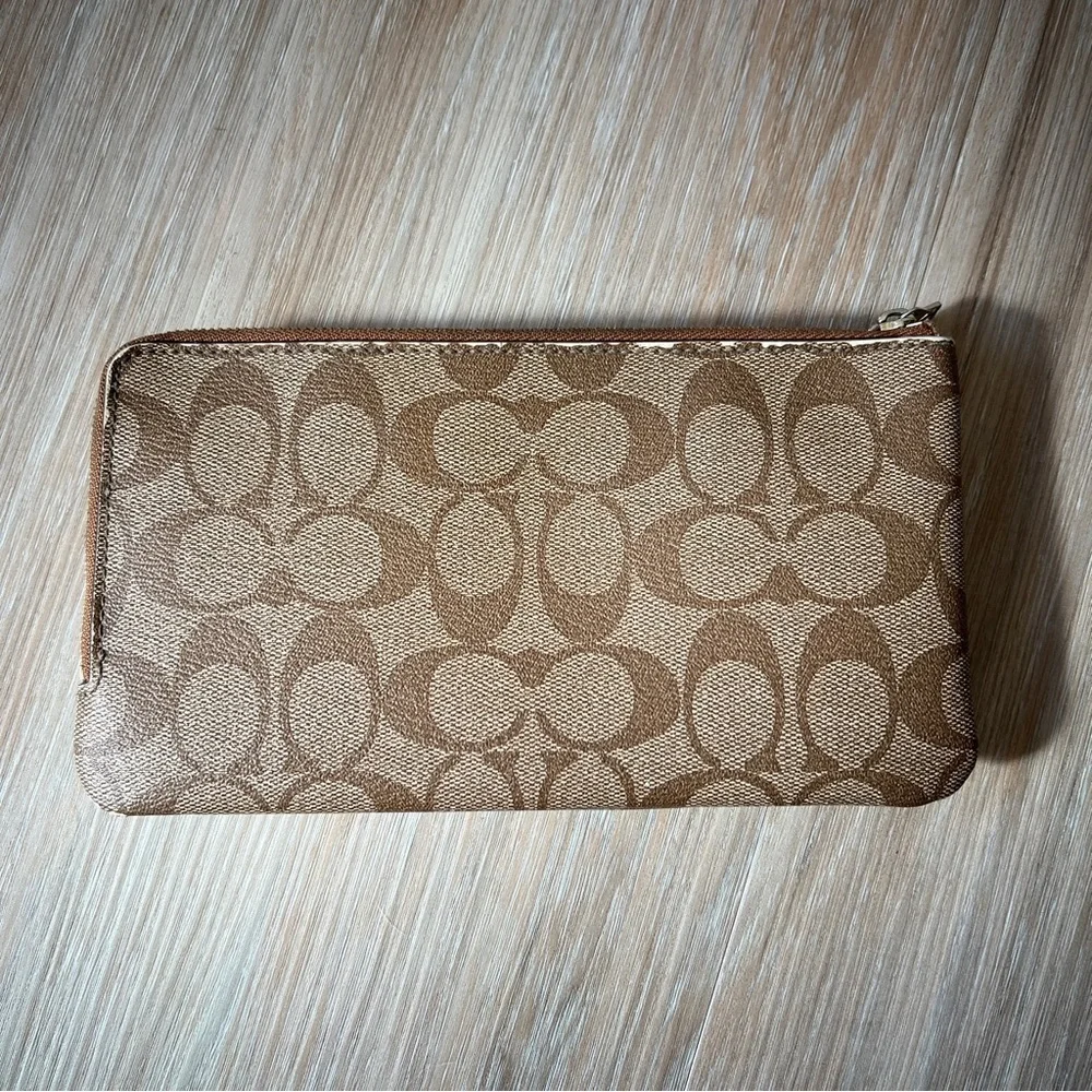 Coach Signature Zip Wallet Brown Canvas Wristlet Clutch